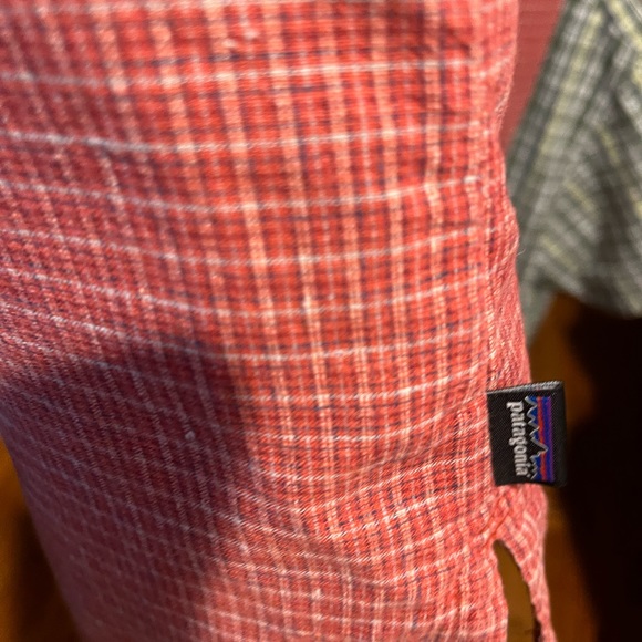 Patagonia shirt - Picture 3 of 3